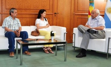 FUNCIONARIA REGIONAL DE LA SECRETARIA DE TRABAJO VISITO TRES LOMAS