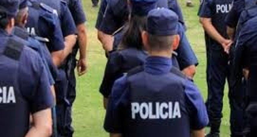 ASCENSOS EN LA POLICIA DE TRES LOMAS