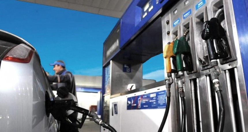 YPF AUMENTÓ UN 2,9% LOS COMBUSTIBLES DESDE LA MEDIANOCHE 