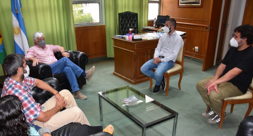 CARRERA RECIBIÓ A REFERENTES DE SALUD MENTAL DE LA PROVINCIA Y DE REGIÓN