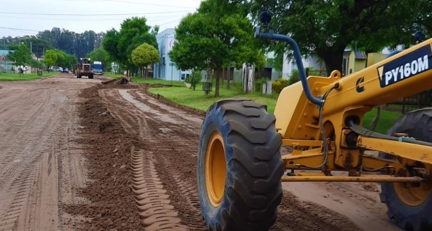 SE REALIZARON ARREGLOS EN CALLES DE TIERRA