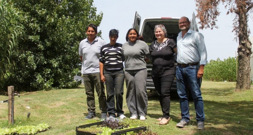 LA UNIDAD HORTICOLA RECIBIÓ PLANTINES