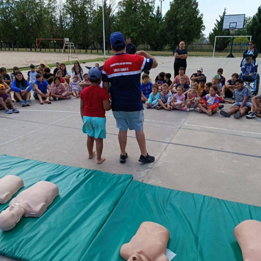 RCP Y PRIMEROS AUXILIOS EN LAS ESCUELAS ABIERTAS EN VERANO