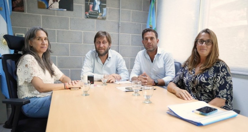 EL INTENDENTE SE REUNIÓ CON EL DIRECTOR DEL INSTITUTO DE LA VIVIENDA BONAERENSE