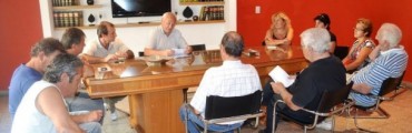 EL INTENDENTE ALVAREZ ENTREGO SUBSIDIOS ENVIADOS POR EL VICEGOBERNADOR MARIOTTO