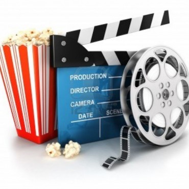 DÍA ESPECIAL - LLEGARON LOS EQUIPOS PARA EL CINE 