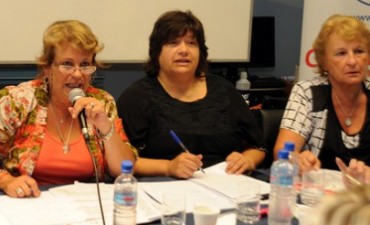 DOCENTES DE FEB RECHAZAN PROPUESTA SALARIAL: NO INICIAN LAS CLASES Y PARAN POR 72 HORAS