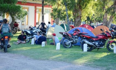 FINALIZÓ EL PRIMER MOTOENCUENTRO Y DEJÓ UN BALNEARIO A PLENO