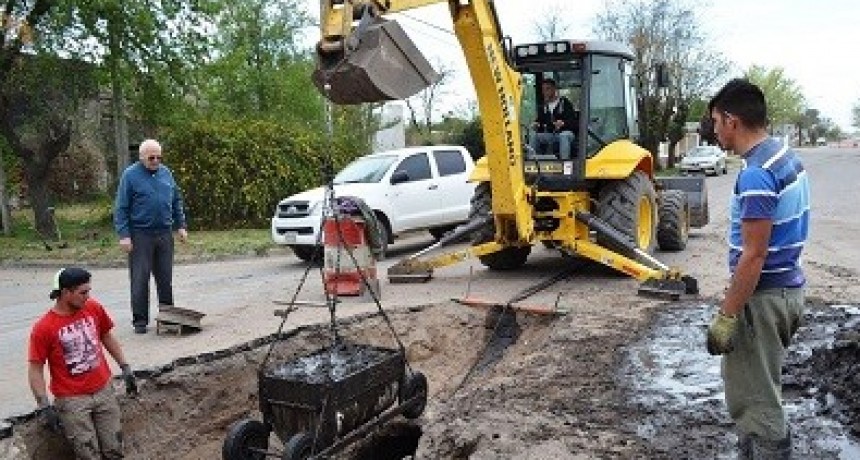 BRINDARAN UNA CONFERENCIA DE PRENSA EN EL MUNICIPIO SOBRE LIMPIEZA REALIZADA EN LA RED DE DESAGÜES
