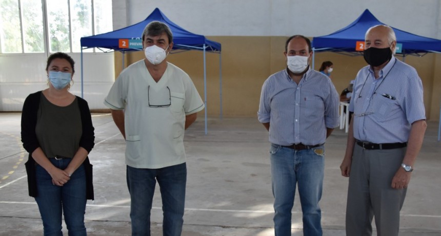 COMENZÓ LA CAMPAÑANA DE VACUNACIÓN MASIVA CONTRA EL COVID19