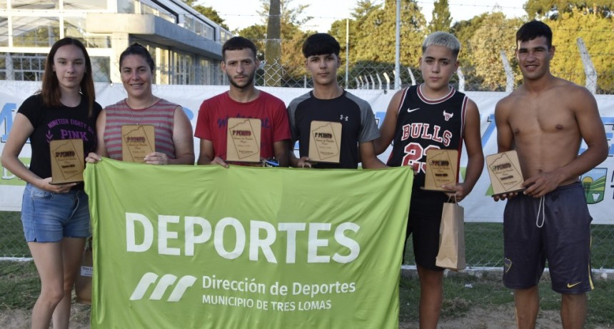 EXITOSO TORNEO DE PENALES EN EL POLIDEPORTIVO MUNICIPAL