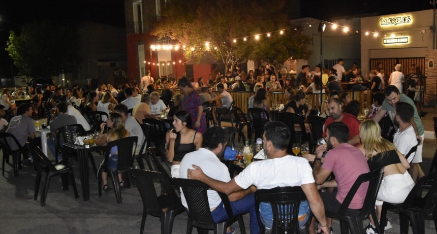 EXITOSO CIERRE DE “LA NOCHE DE LOS BARES”