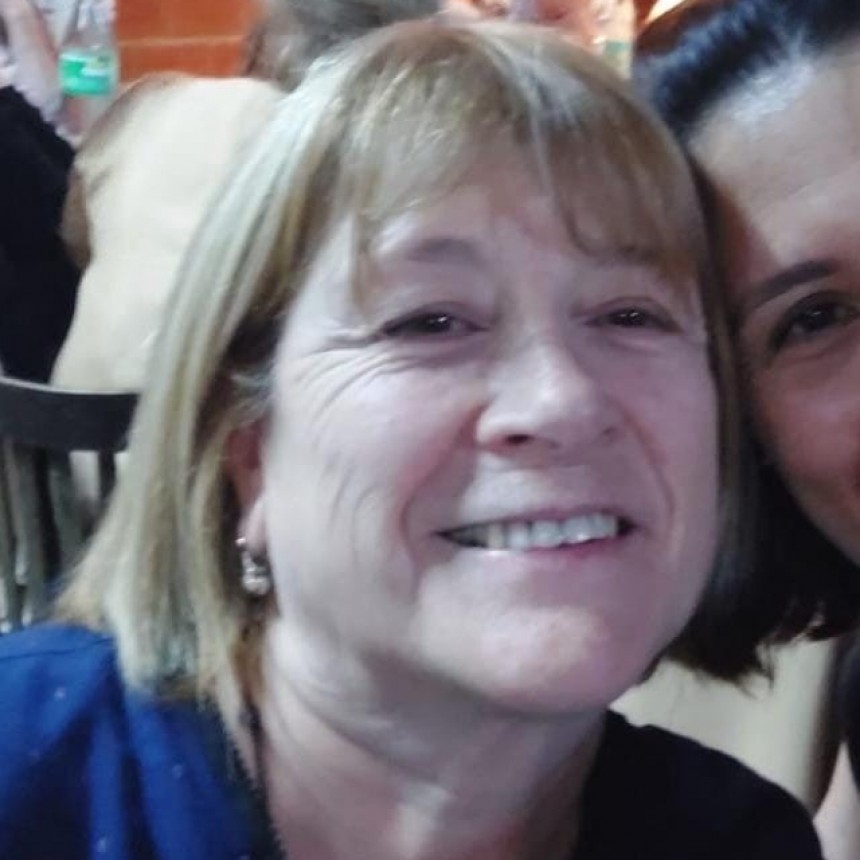 SIGUE LA BÚSQUEDA DE UNA MUJER DE TRES LOMAS