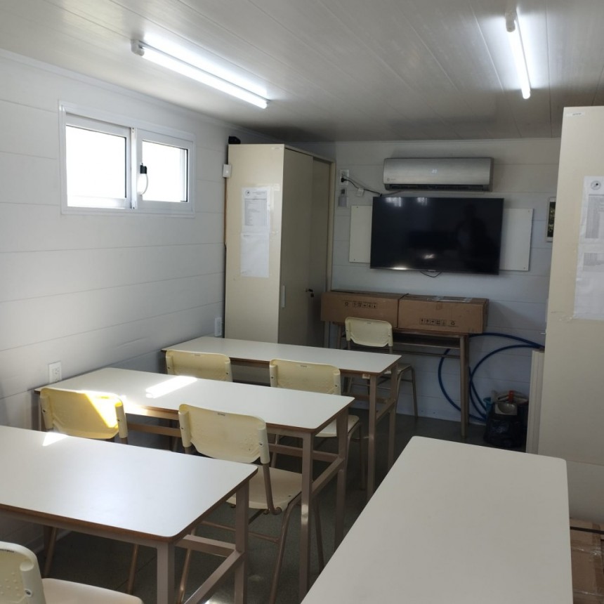 SE INSTALÓ EL AULA TALLER MÓVIL DE LA UPSO