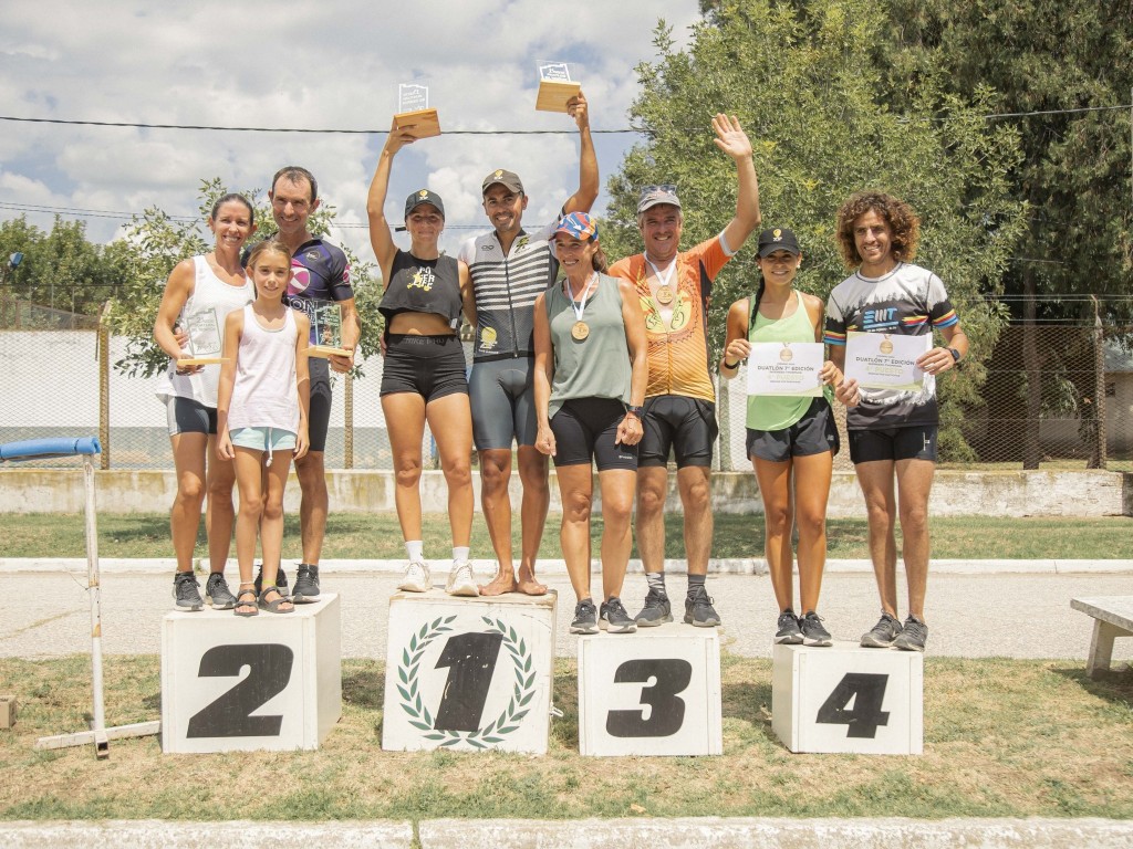 Se corre el duatlón en Ingeniero Thompson