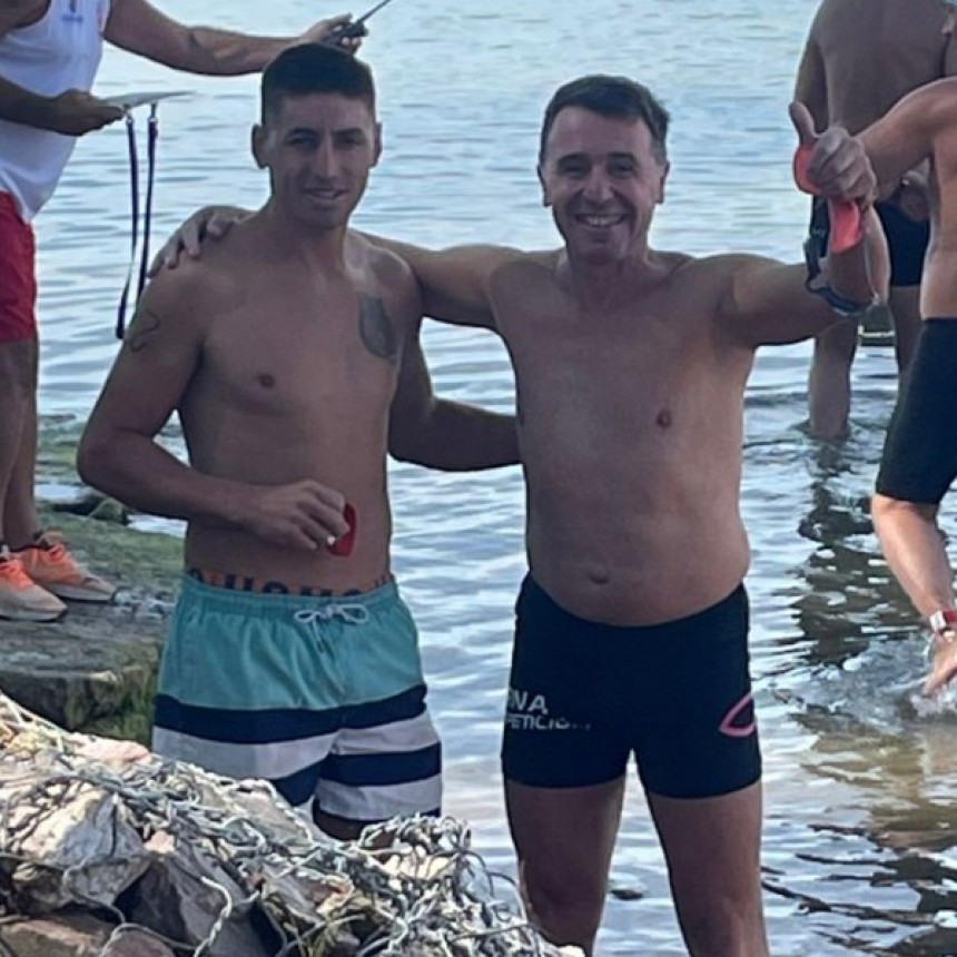 José Luis Perna y Juan Huertas realizaron el cruce de la laguna Cochicó