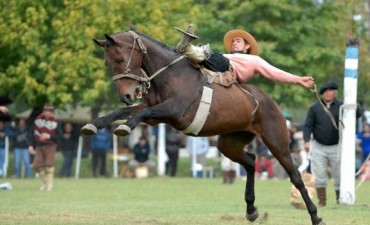 SE REALIZA EL 4º ENCUENTRO DE DESTREZAS Y JINETEADAS EN MURATURE