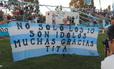 HOMENAJE DE UN HINCHA DE UNION A TITA LEZCANO
