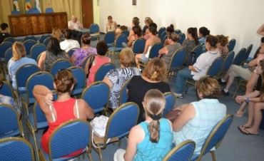 ENTREGAN 56 BECAS PARA ESTUDIANTES