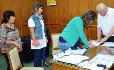 SUBSIDIOS PARA LA ESCUELA SECUNDARIA 1 Y EL JARDIN 903