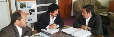 NESTOR ALVAREZ CONTINUA GESTIONANDO