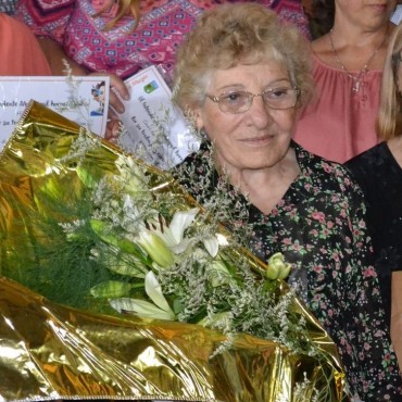 EMOTIVO HOMENAJE A LA MUJER TRESLOMENSE