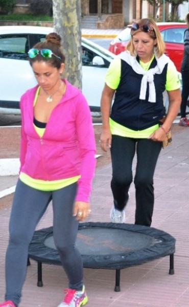  CAMINATA SALUDABLE EN LA PLAZA PRINCIPAL