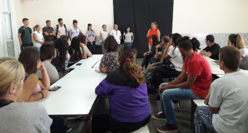 LA DIRECCIÓN DE PRODUCCIÓN BRINDÓ UNA CHARLA EN CENS