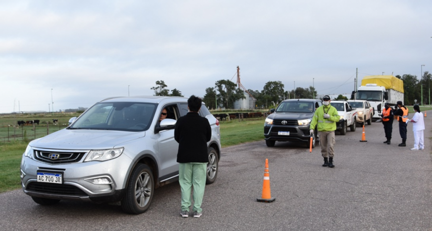 SE INTENSIFICAN LOS CONTROLES EN EL ACCESO A LA CIUDAD