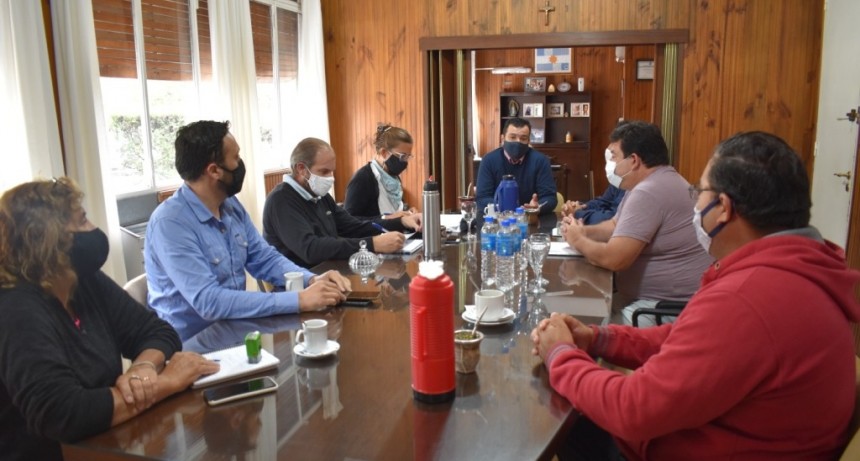 EL EJECUTIVO MUNICIPAL ACORDÓ PARITARIAS 2021 CON LOS GREMIOS