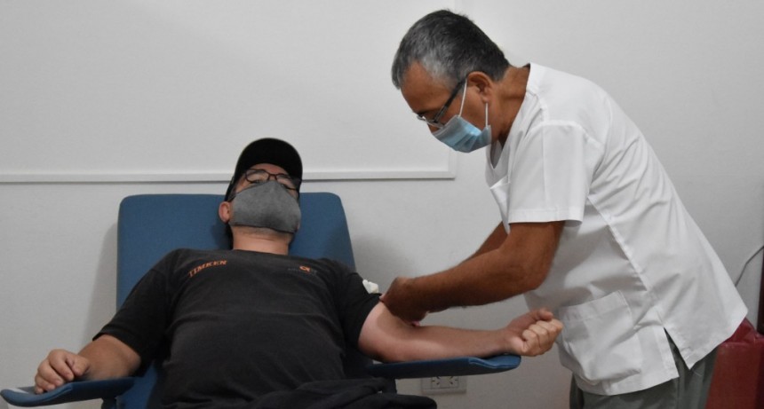 EXITOSA COLECTA DE SANGRE EN TRES LOMAS