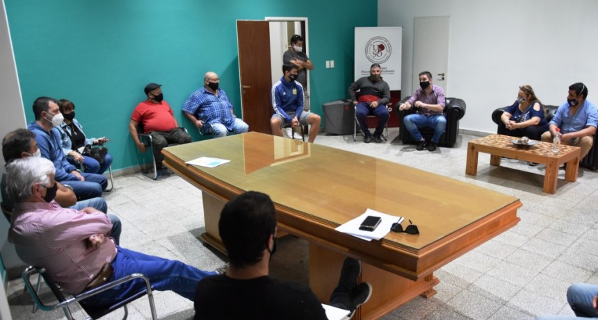 REUNIÓN INFORMATIVA EN LA BUSQUEDA DE REDUCIR LOS RIESGOS DE CONTAGIOS