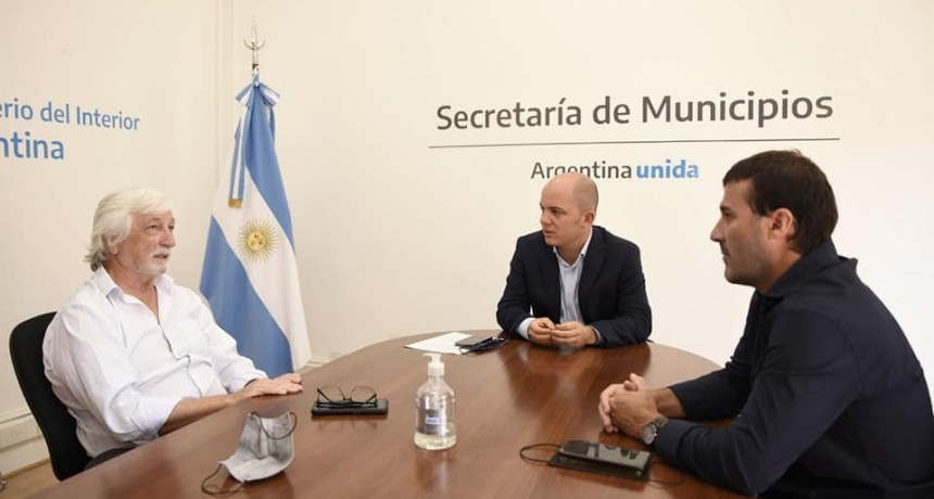 EL INTENDENTE VISITÓ LA SECRETARÍA DE MUNICIPIOS DE NACIÓN
