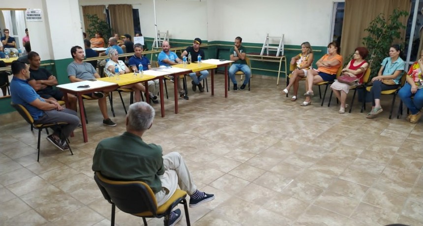 NOBRE FERREIRA ENCABEZÓ UNA REUNIÓN INFORMATIVA CON VECINOS DE CASBAS POR EL AVANCE DE LA OBRA DE MEJORA DEL SISTEMA DE DESAGÜES PLUVIALES 