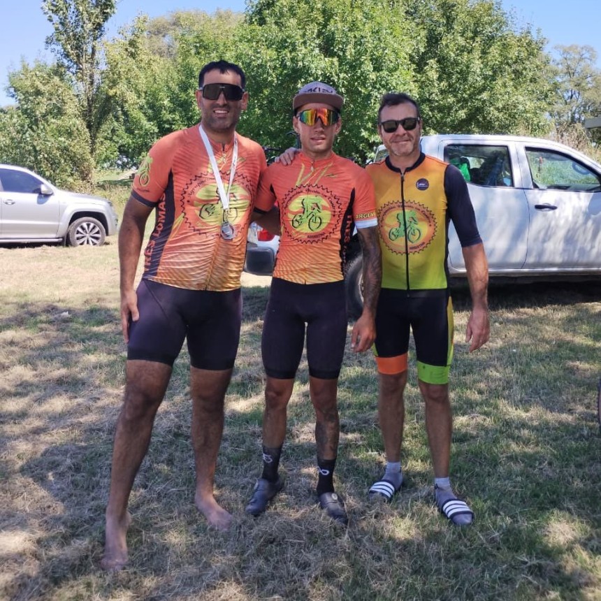 Ciclistas treslomenses se destacaron en 