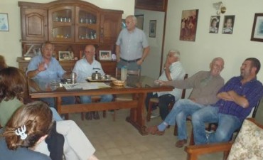 EL INTENDENTE SE REUNIÓ CON VECINOS