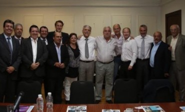 EL INTENDENTE ESTUVO CON EL MINISTRO DE VIDO