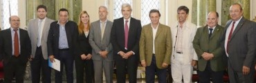 JULIAN DOMINGUEZ ANALIZO CON INTENDENTES VECINALISTAS EL FUTURO DE LA PROVINCIA