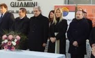 NÉSTOR ÁLVAREZ JUNTO A SILVINA GVIRTZ PRESENTAN DIRECTORES QUE HACEN ESCUELA