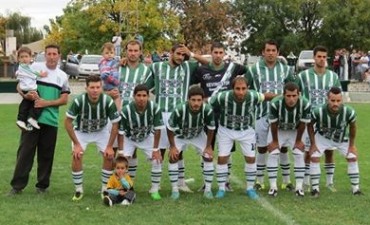 NEWBERY UNICO LIDER. UNION LO SIGUE DE CERCA.