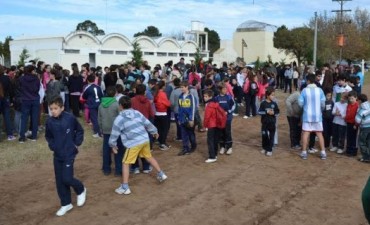 REALIZAN TORNEO DISTRITAL DE ATLETISMO