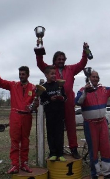 DANIEL FIEL DOMINO EN TRENQUE LAUQUEN