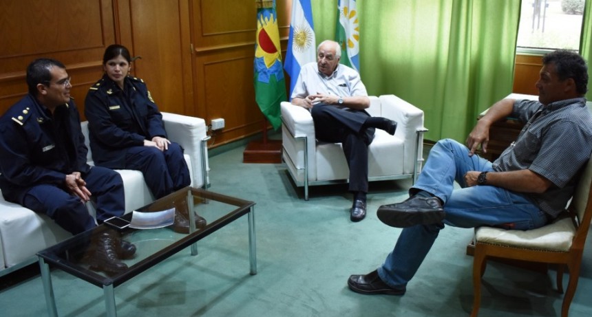 AUTORIDADES POLICIALES DE POLITICA DE GENERO SE REUNIERON CON EL INTENDENTE