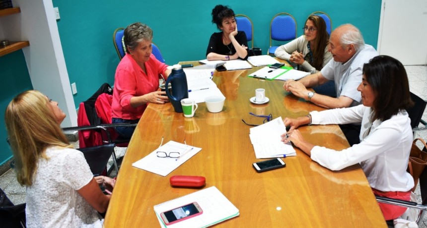 REUNION DE UEGD PARA ANALIZAR PRIORIDADES EN INFRAESTRUCTURA ESCOLAR