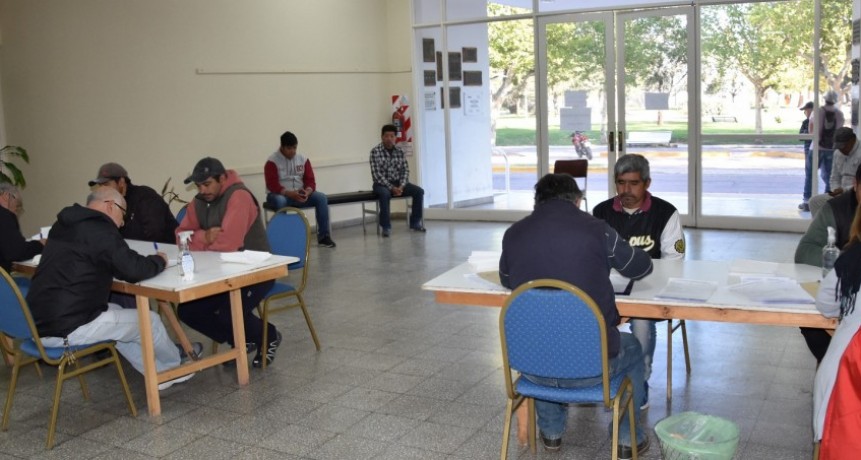 CON ORDEN Y FLUIDEZ COMENZARON A REGISTRARSE LOS PRESTADORES DE SERVICIOS