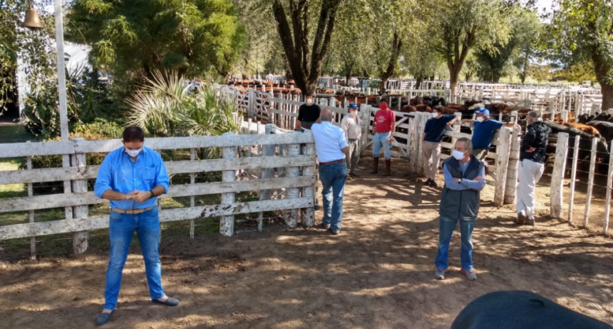 SE LLEVÓ A CABO EL REMATE FERIA CON LOS CUIDADOS NECESARIOS