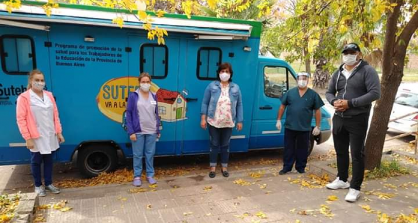 PERSONAL DE SALUD COLABORÓ CON LOS TRABAJOS DE VACUNACIÓN EN SUTEBA