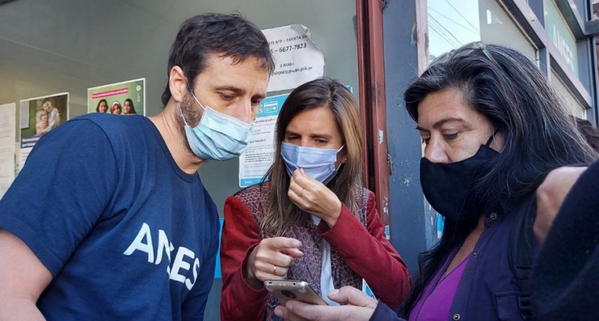 FERNANDA RAVERTA: “TODOS LOS QUE NECESITEN INSCRIBIRSE LO PODRÁN HACER”