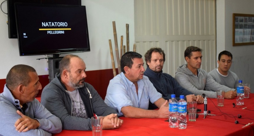 SE PRESENTO EL PROYECTO DE OBRA DE PILETAS EN EL COMPLEJO