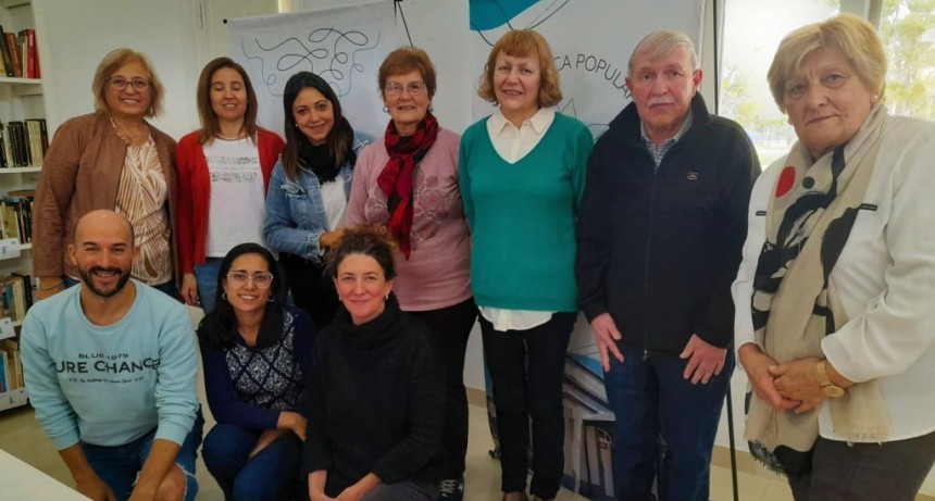 TALLER “MOTOR DE ESCRITURA” EN LA BIBLIOTECA POPULAR
